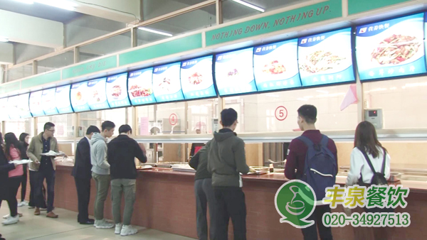 開學(xué)季，加強學(xué)校食堂與學(xué)生用餐衛(wèi)生的管理